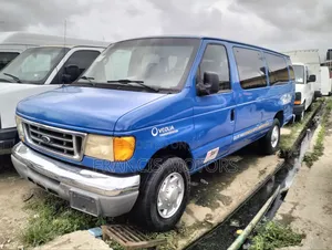 Ford E350 2010 Blue
