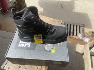 Basalt Safety Jogger Boot