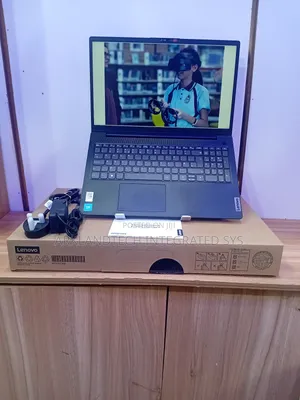 New Laptop Lenovo IdeaPad 720S 8GB Intel Celeron SSD 256GB