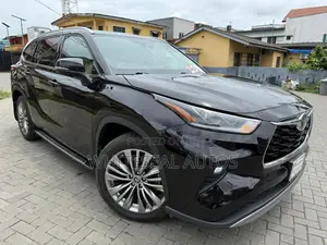 Toyota Highlander Platinum 2021 Black