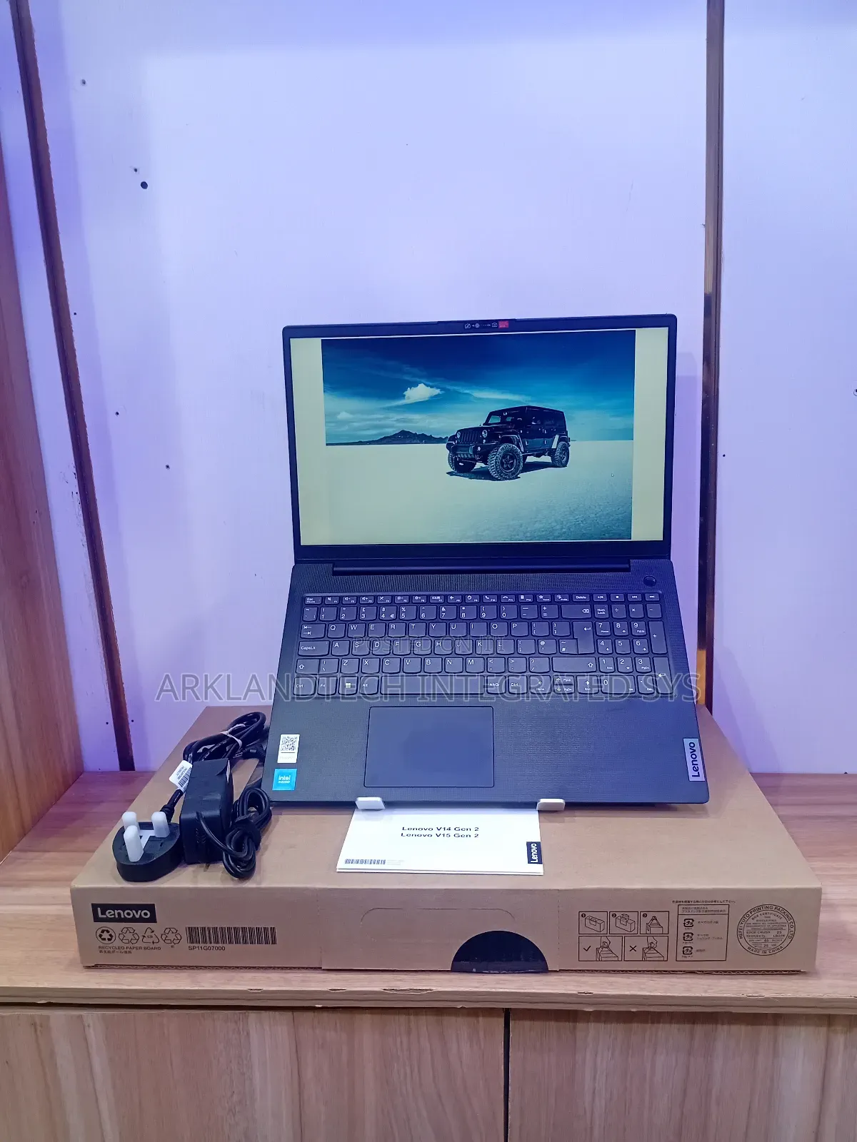New Laptop Lenovo IdeaPad D330 8GB Intel Celeron SSD 512GB