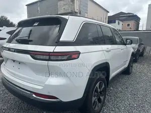 Jeep Grand Cherokee Limited 4x4 2023 White
