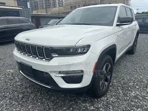 Jeep Grand Cherokee Limited 4x4 2023 White