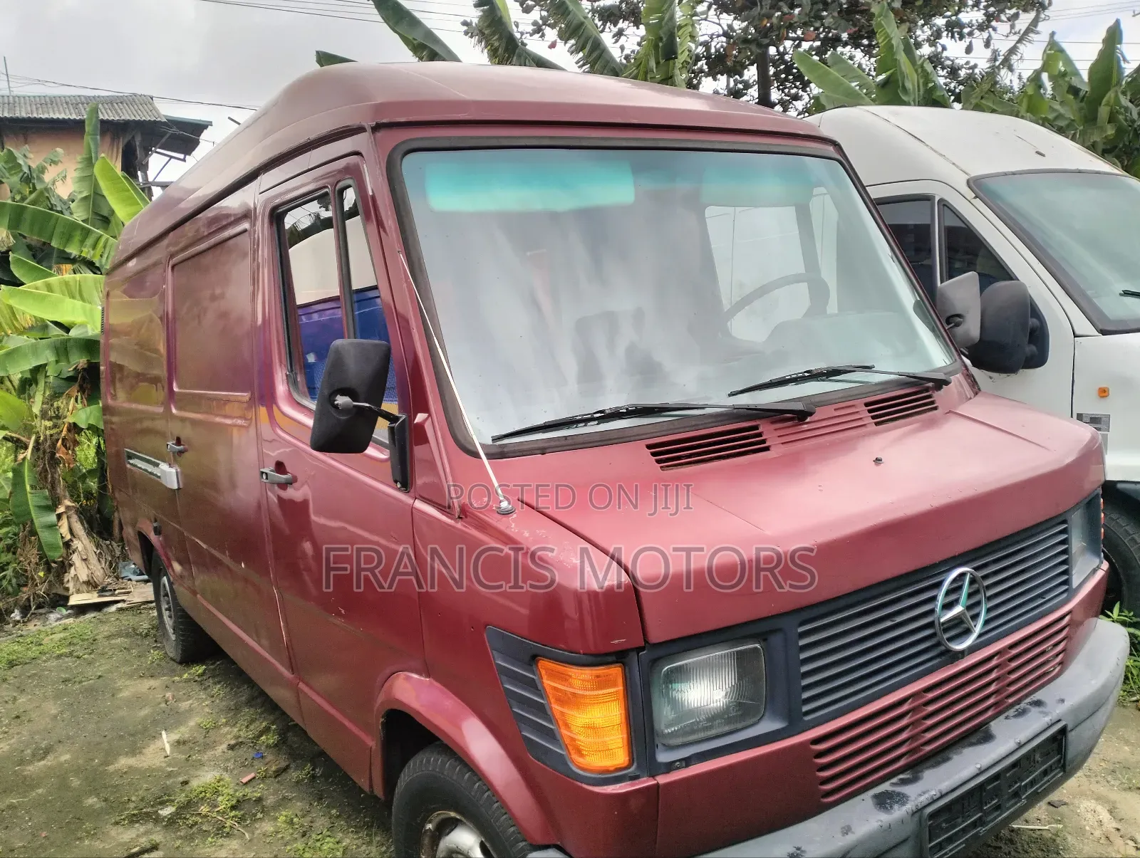 Mercedes-Benz Sprinter 2004 Red