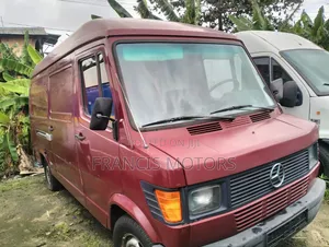 Mercedes-Benz Sprinter 2004 Red