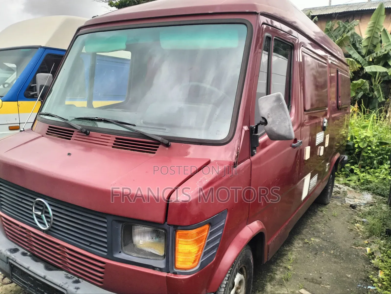 Mercedes-Benz Sprinter 2004 Red