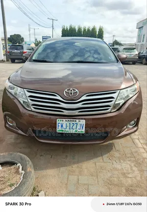 Toyota Venza V6 AWD 2011 Brown