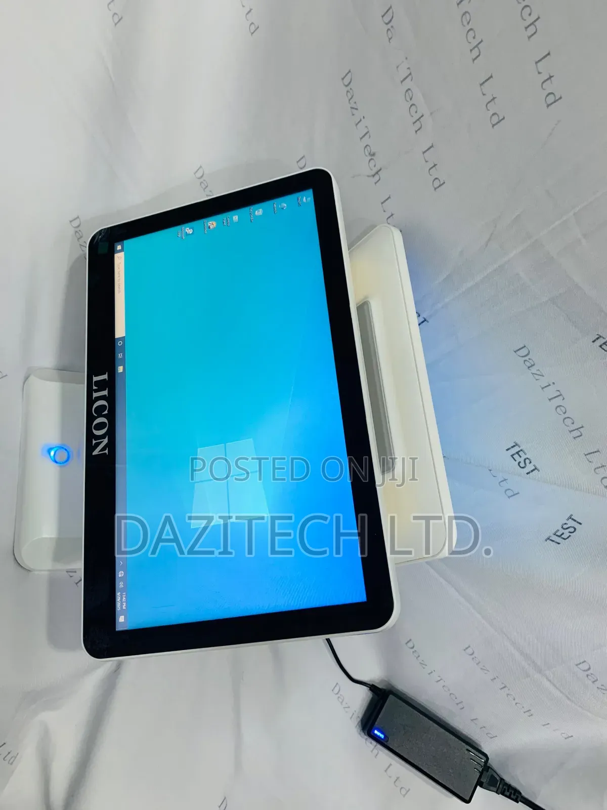 Licon Double Screen Pos Core I5 (White)