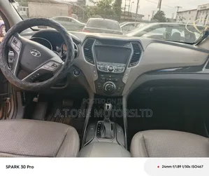 Hyundai Santa Fe GLS 4dr SUV (3.3L 6cyl 6A) 2015 Gray
