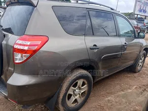 Toyota RAV4 2012 Gray
