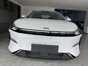New Geely Galaxy L6 1.5 Hybrid FWD 2024 White
