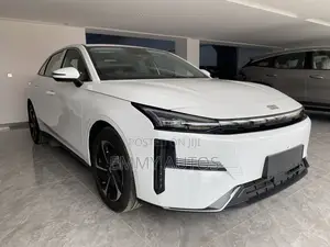 New Geely Galaxy L6 1.5 Hybrid FWD 2024 White