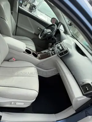 Toyota Venza V6 AWD 2010 Blue