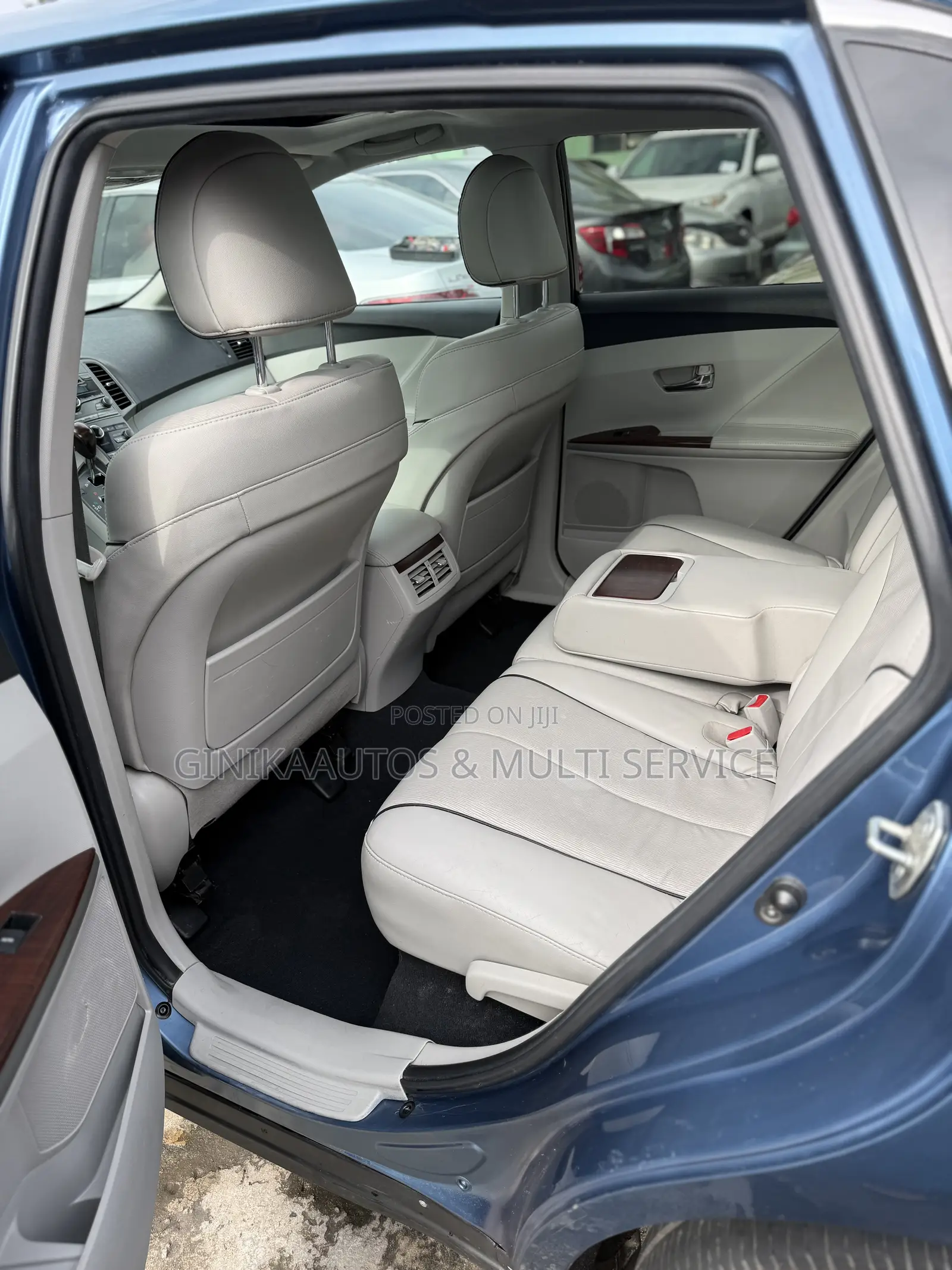 Toyota Venza V6 AWD 2010 Blue