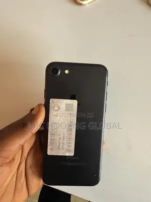 Apple iPhone 7 32 GB Black