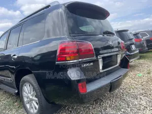 Lexus LX 570 2010 Black