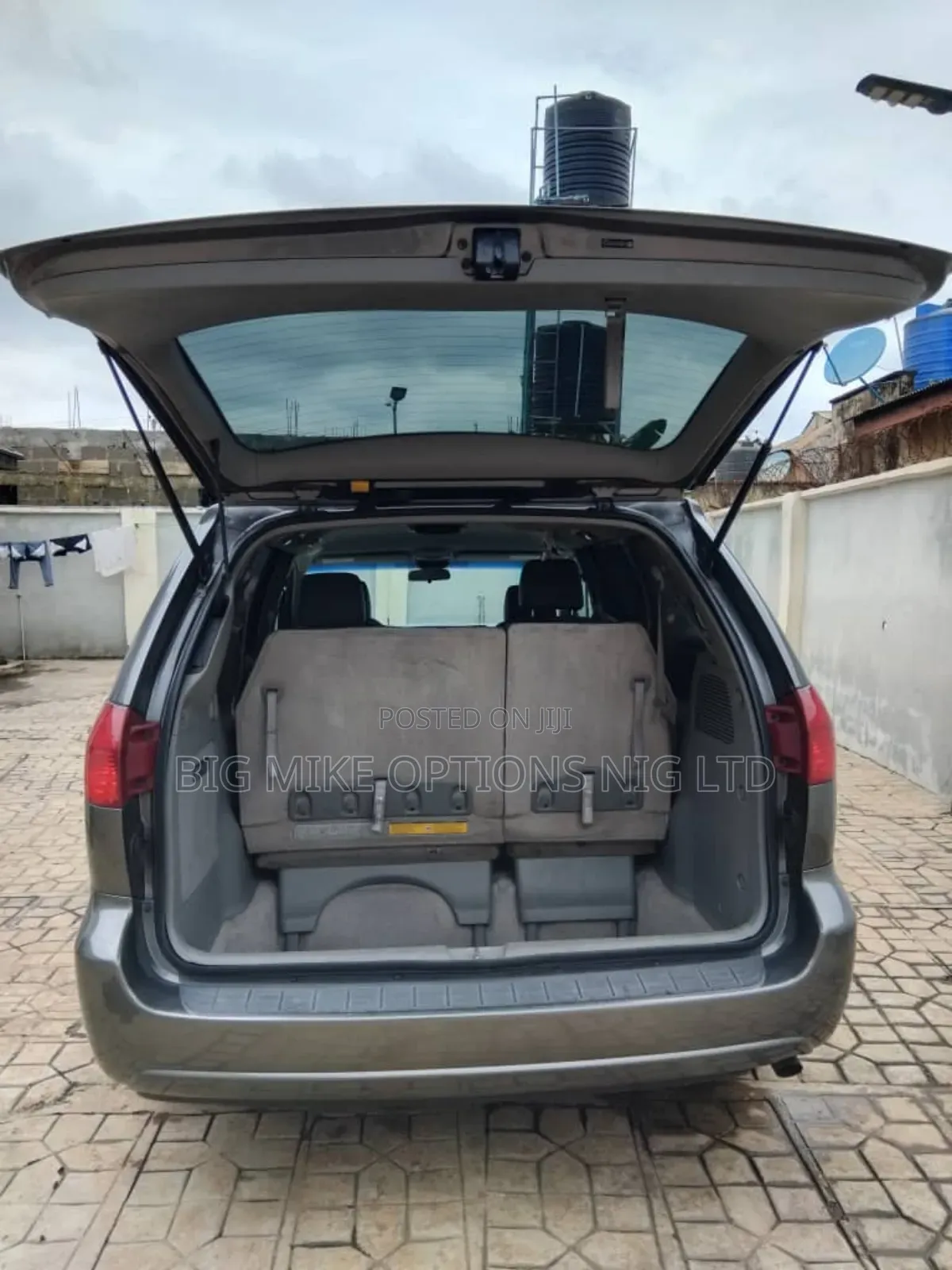 Toyota Sienna 2005 Gray