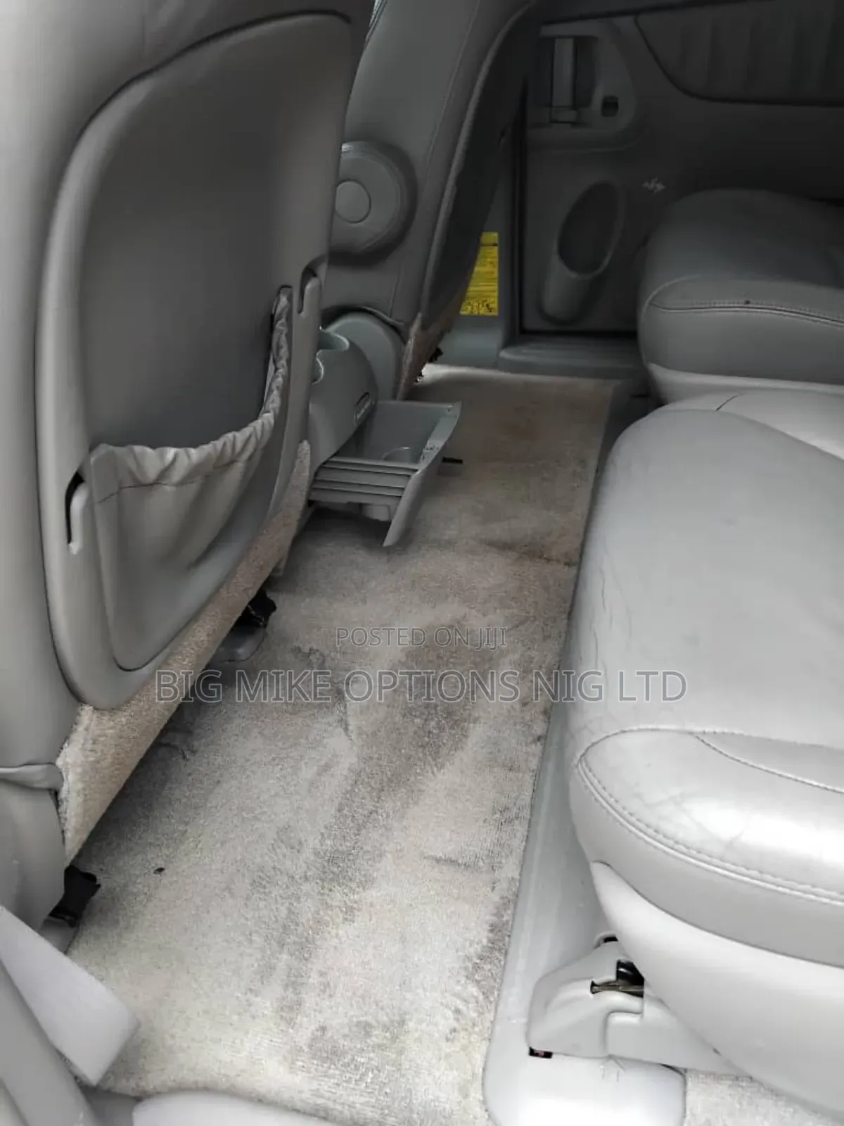 Toyota Sienna 2005 Gray
