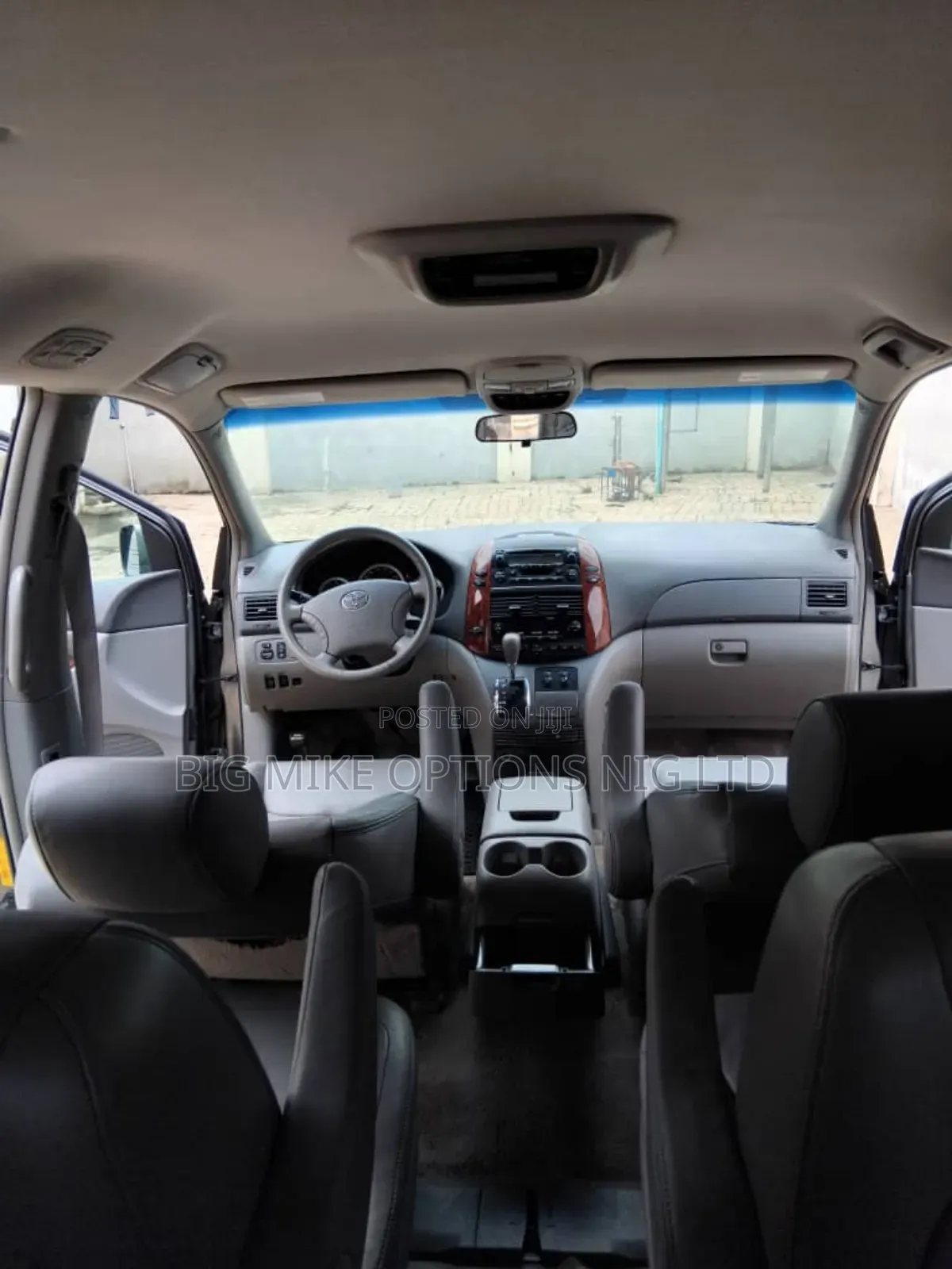 Toyota Sienna 2005 Gray