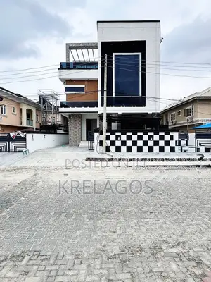6bdrm Duplex in Chevron for sale