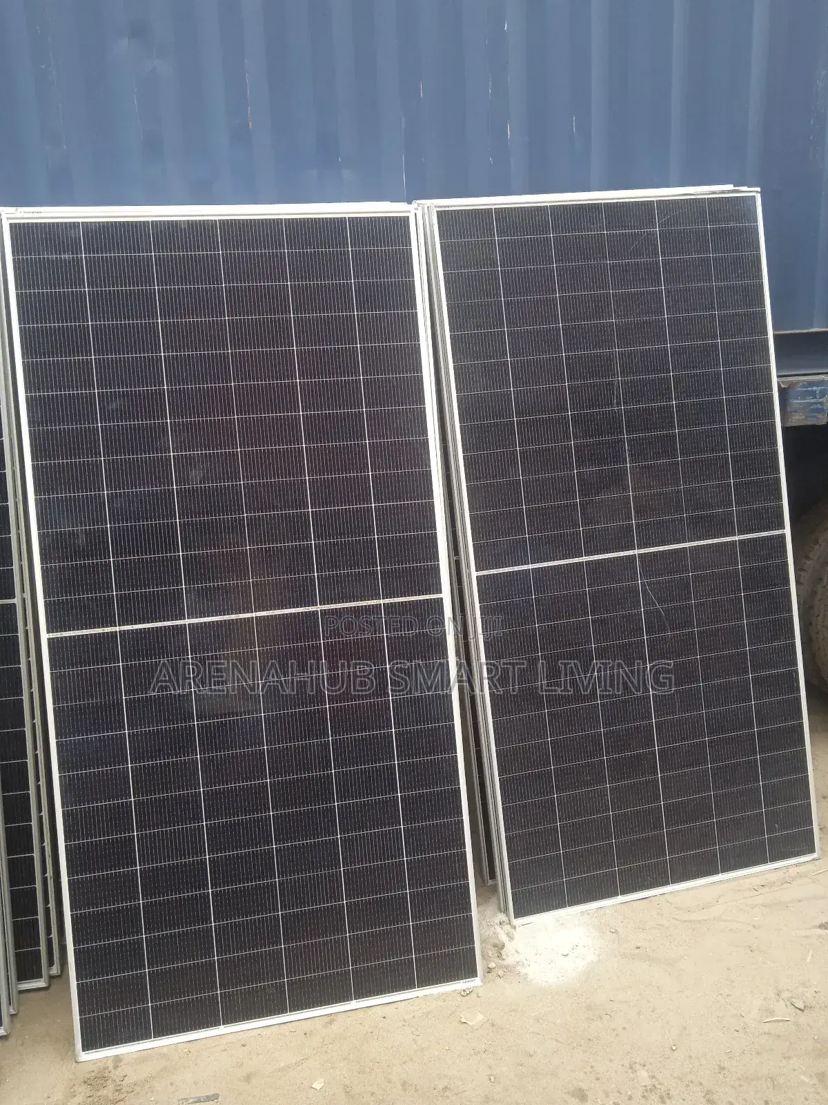 585watts Solar Panel