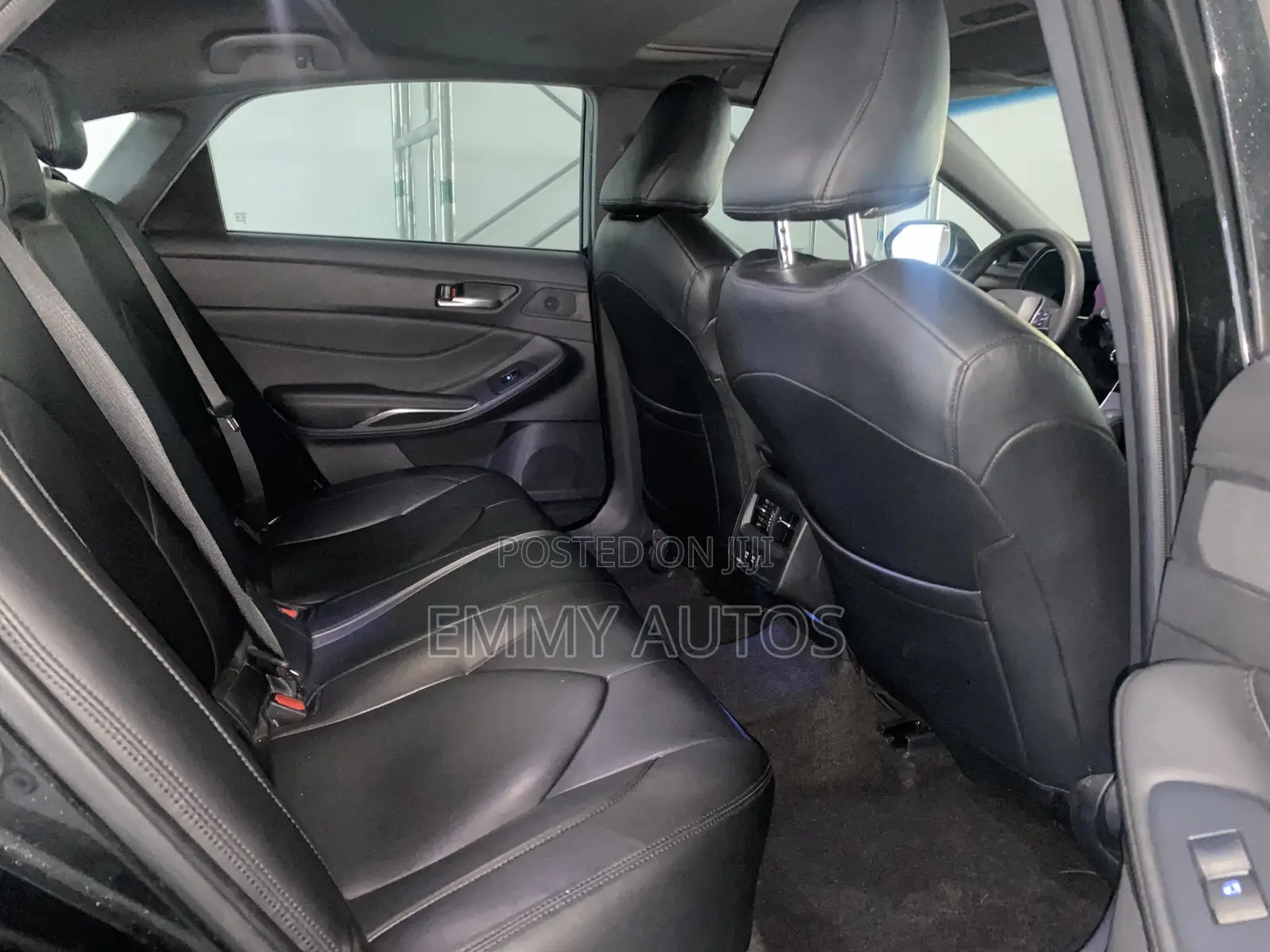 Toyota Avalon 2020 Black