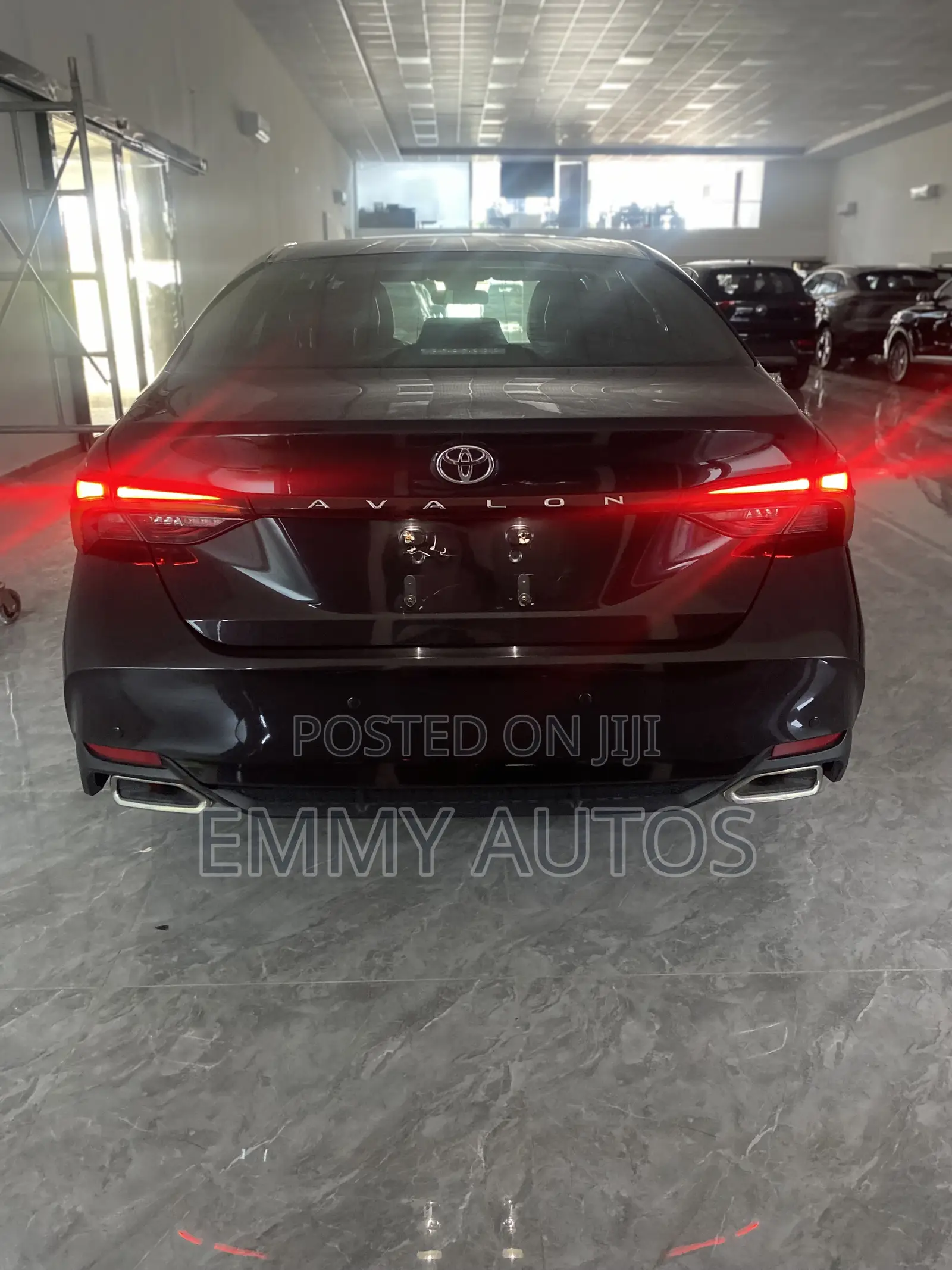 Toyota Avalon 2020 Black