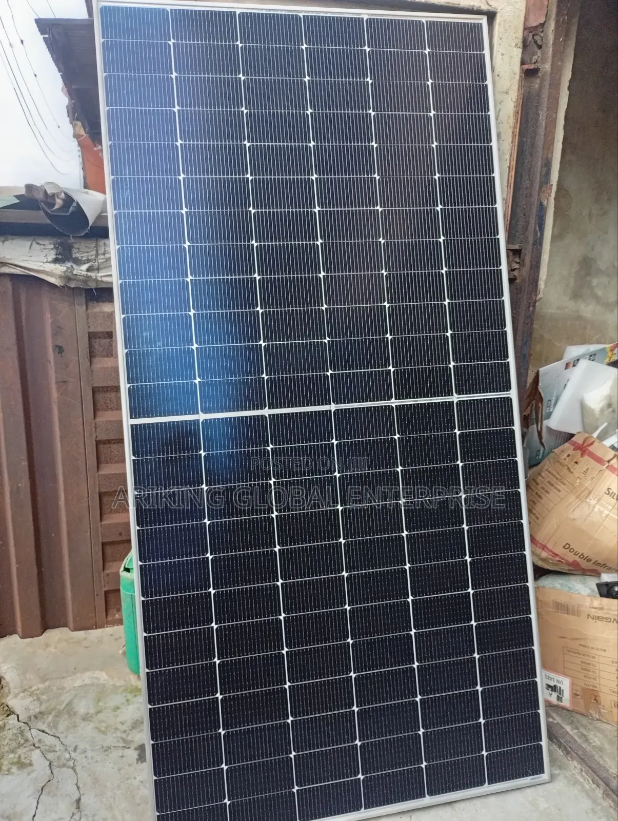 Original Jinko 585watts Solar Panel