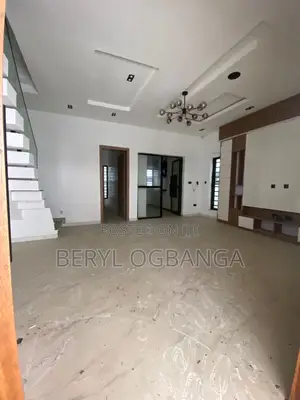 4bdrm Townhouse/Terrace in Lekki Phase 2 for sale
