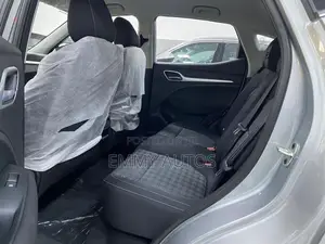 New MG ZS 2025 Silver