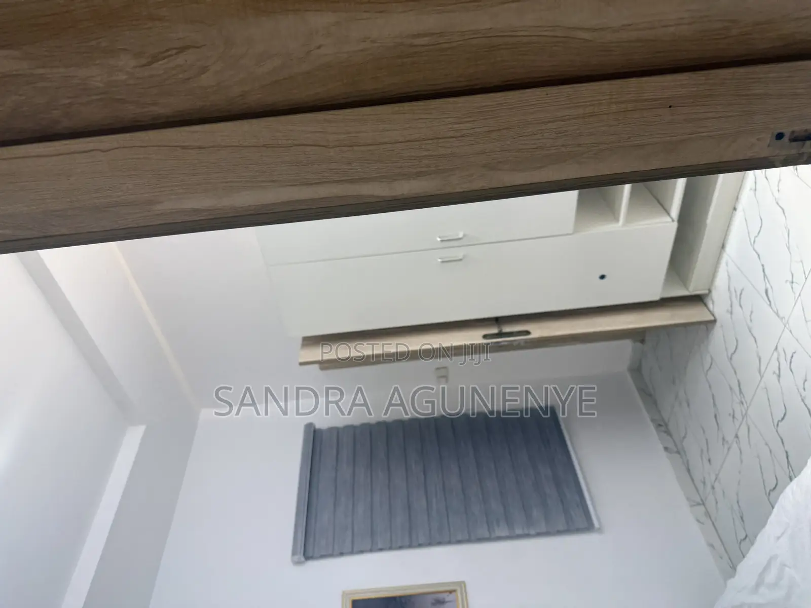 Room In A 4 Bedroom Duplex