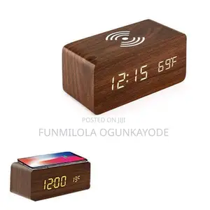 Wooden Clock With Wireless