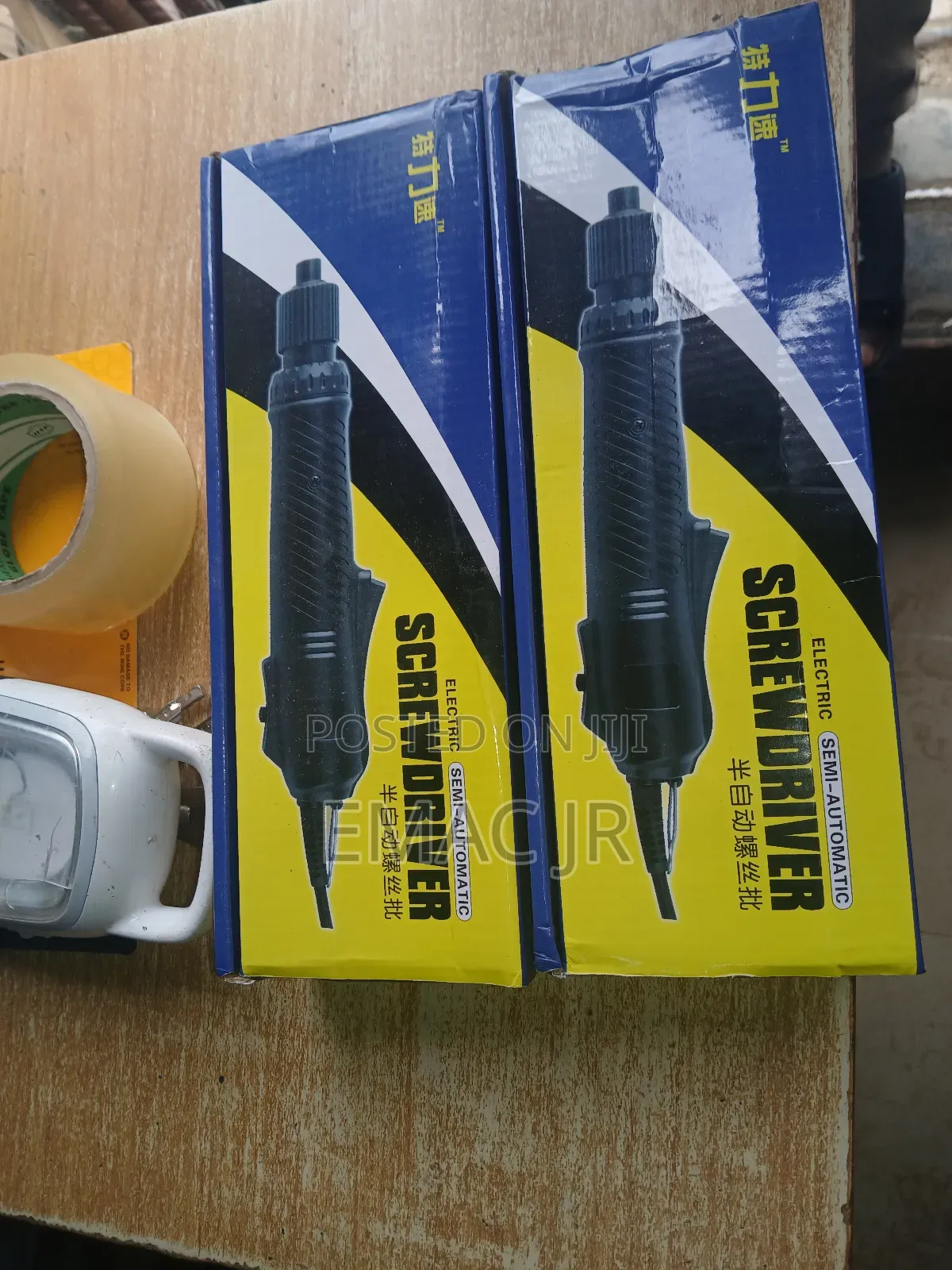 Electric Semi-Automatic Screwdriver.