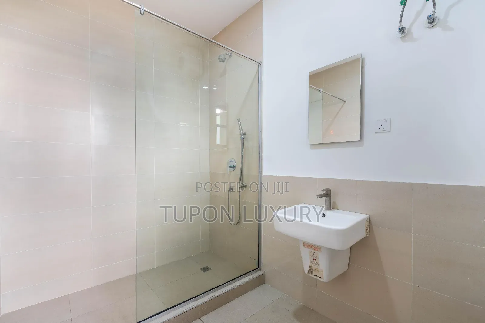 Luxury Waterfront 2bed With Infinity Pool, Cinema, Tennis Court Ps5