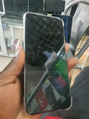 New Infinix Smart 9 64 GB Silver