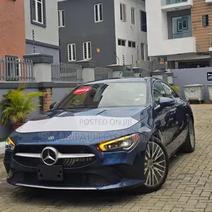 Mercedes-Benz CLA-Class CLA 250 4MATIC Sedan 2023 Blue