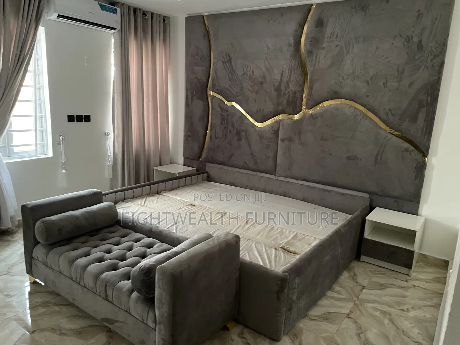 6/6 Wall Padded Bed