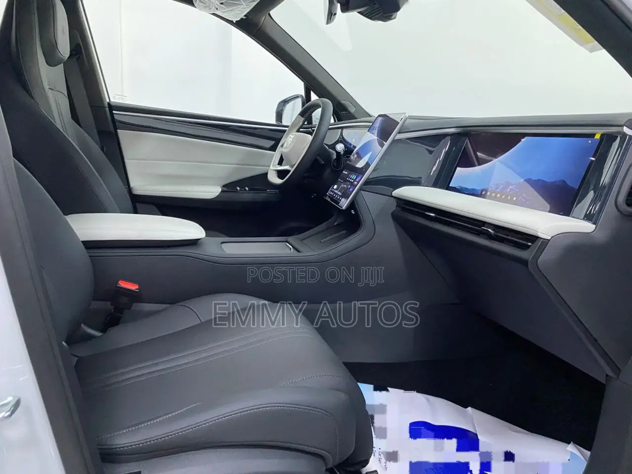 New Geely Galaxy L7 2024 White