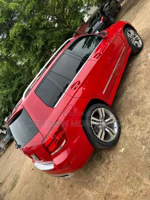 Mercedes-Benz GLK-Class Base GLK 350 4dr AWD 4MATIC (3.5L 6cyl 7A) 2015