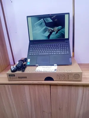 New Laptop Lenovo IdeaPad U110 8GB Intel Celeron SSD 256GB