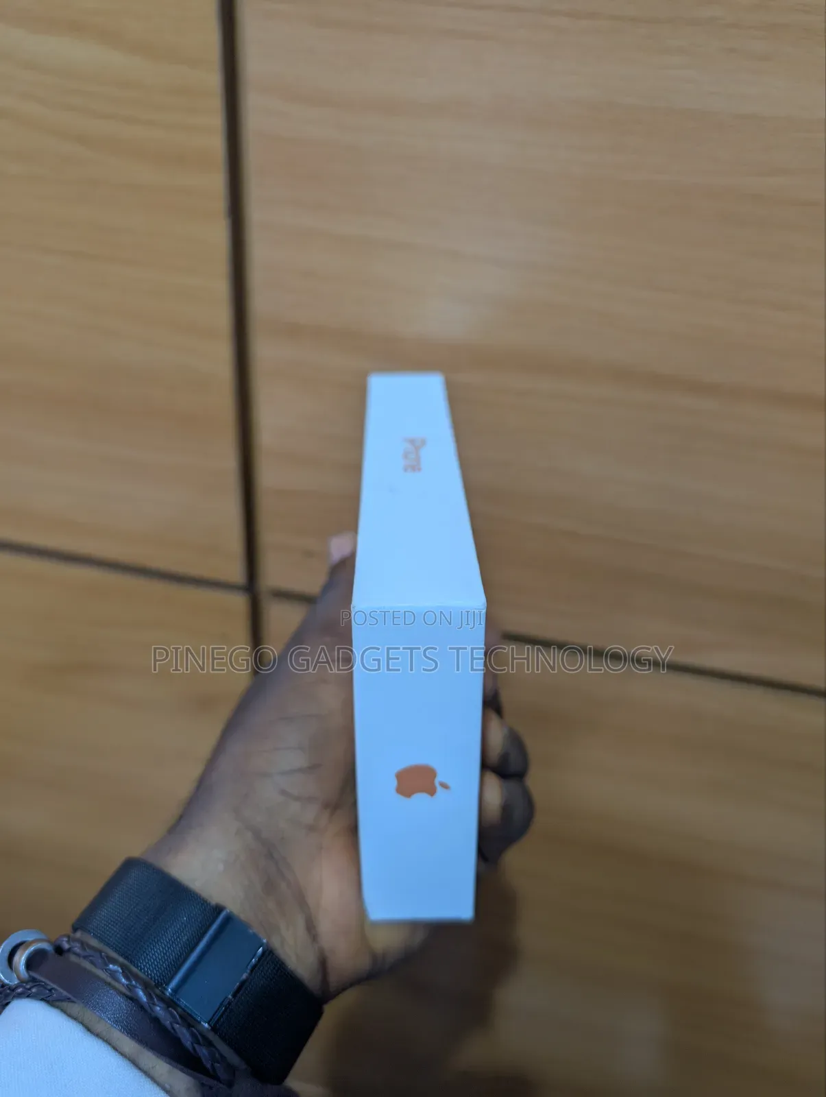 New Apple iPhone 17 Pro Max 1 TB Orange