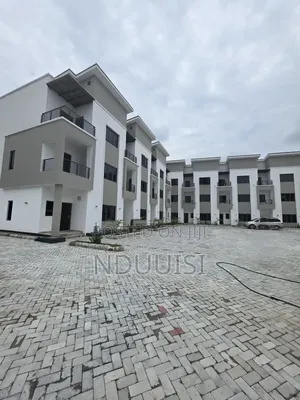 4bdrm Duplex in Jahi for sale