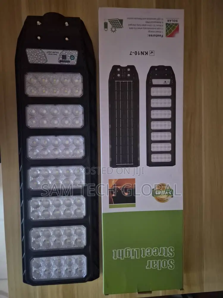 Bold 6 Eyes Solar Light