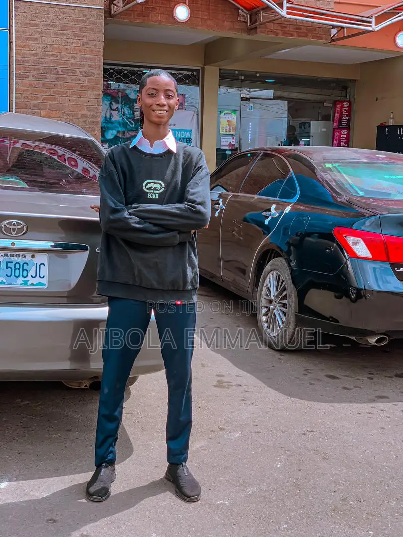 Receptionist for Drycleaner