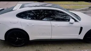 Porsche Panamera 4 Executive AWD 2017 White