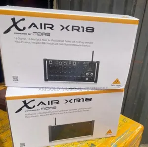 Original Professional Beringer Mixer Xr18