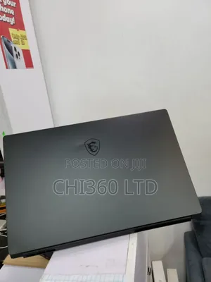 Laptop MSI Creator 17 B11uh-222 32GB Intel Core I9 SSD 2T