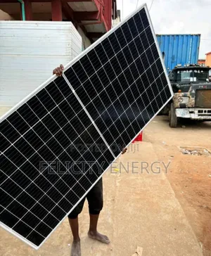 650watt Canadian Solar Panel 144 Cells Halfcut