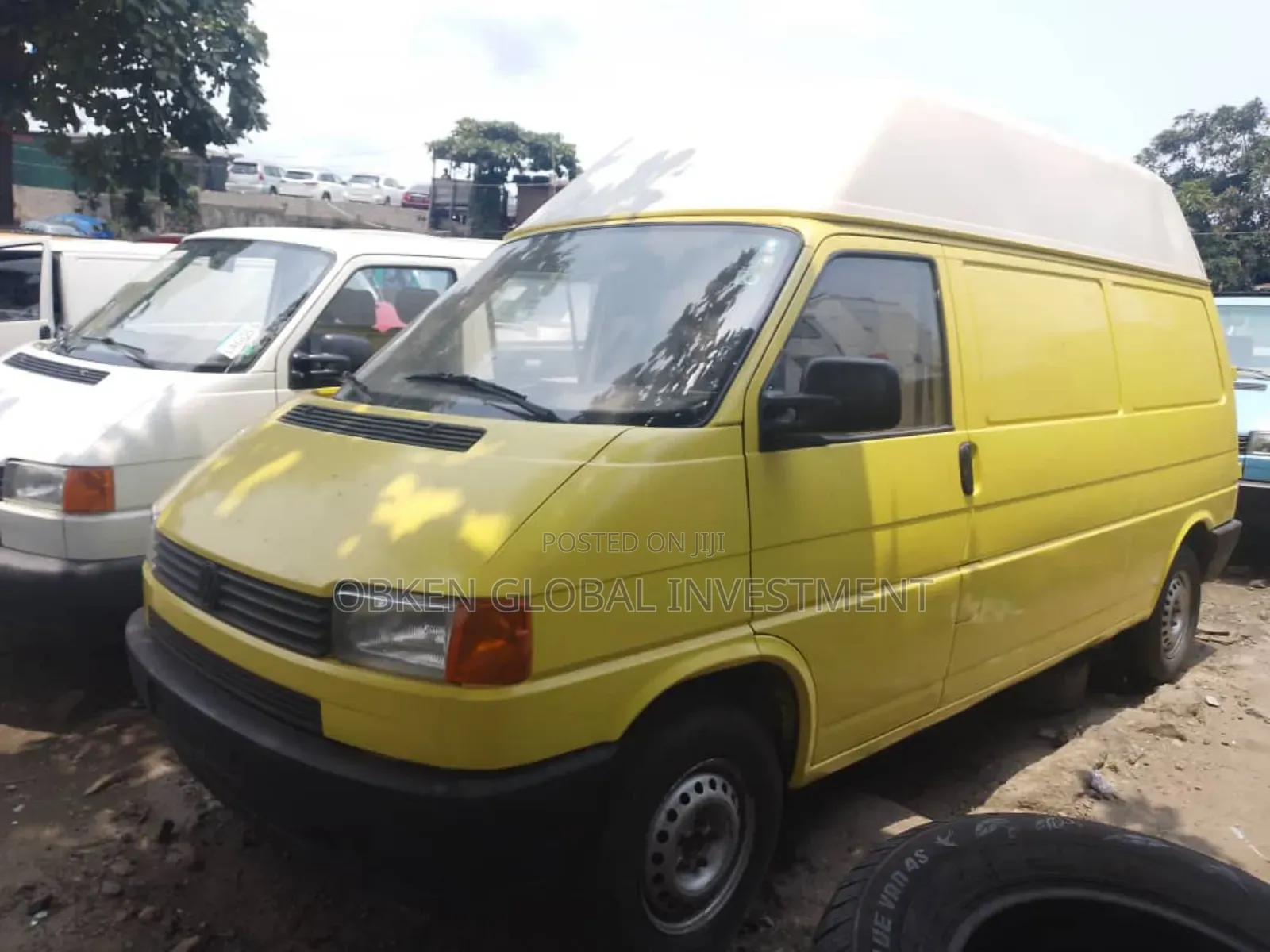 Volkswagen Transporter 2003 Yellow