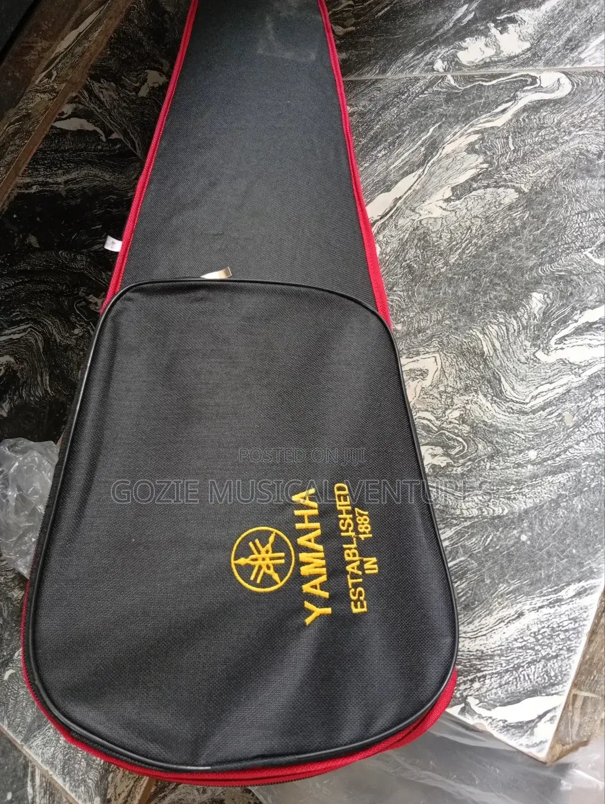Yamaha 4/4 Violin Black